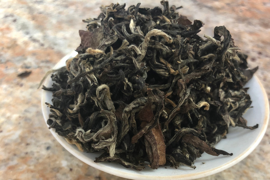 Dragon Claws Oolong